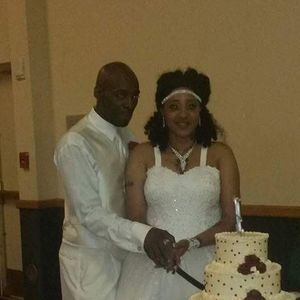 Meet your Posher, Isis